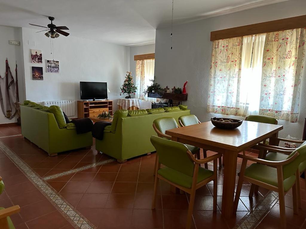 La Casa Barata, Casa Rural Cedillo Exteriör bild
