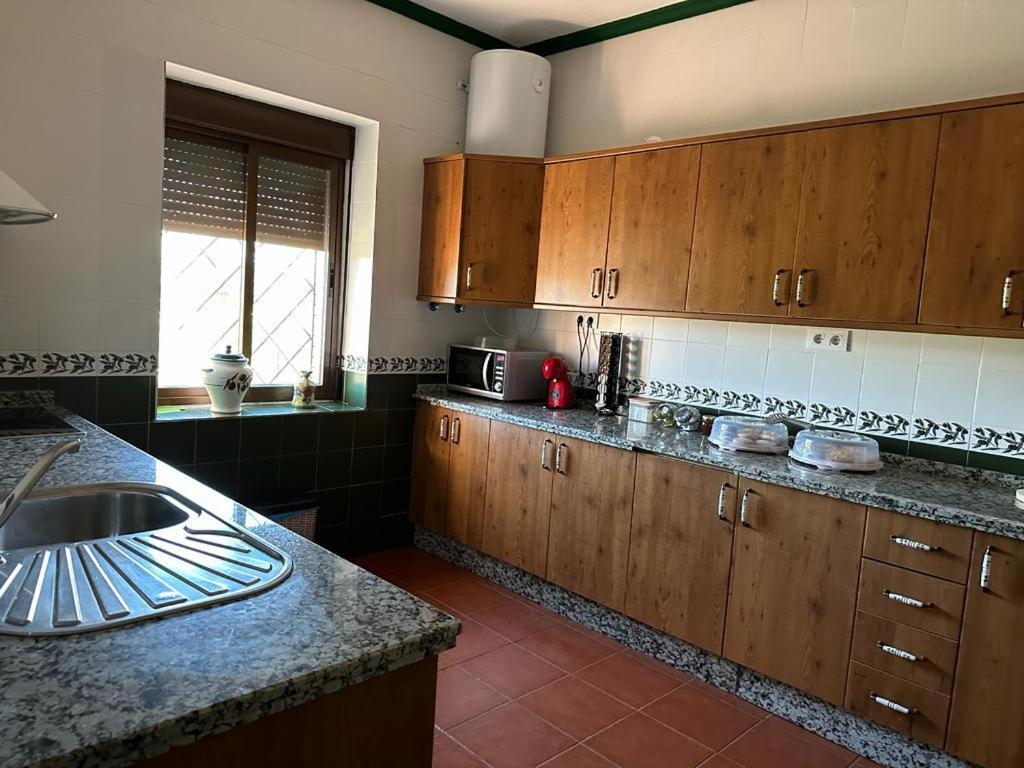 La Casa Barata, Casa Rural Cedillo Exteriör bild